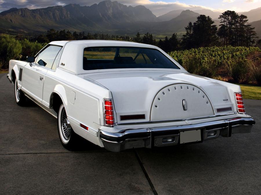  Lincoln Continental Mark V 1977 года  (фото 4 из 16)